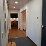 Maalaistalon Paeaerakennuksessa Asunto Vila