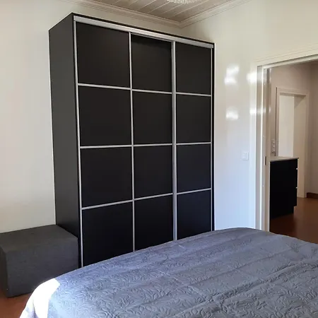 Maalaistalon Paeaerakennuksessa Asunto *