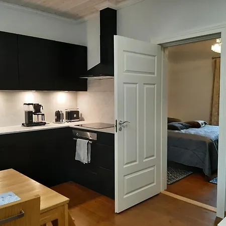 Maalaistalon Paeaerakennuksessa Asunto * 살로