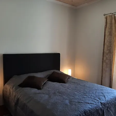 Maalaistalon Paeaerakennuksessa Asunto